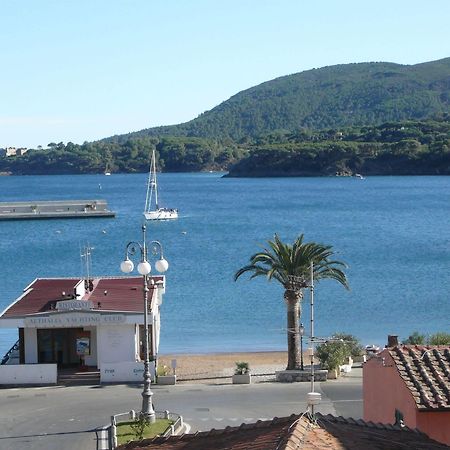 Affittacamere Vista Mare Porto Azzurro Exteriér fotografie