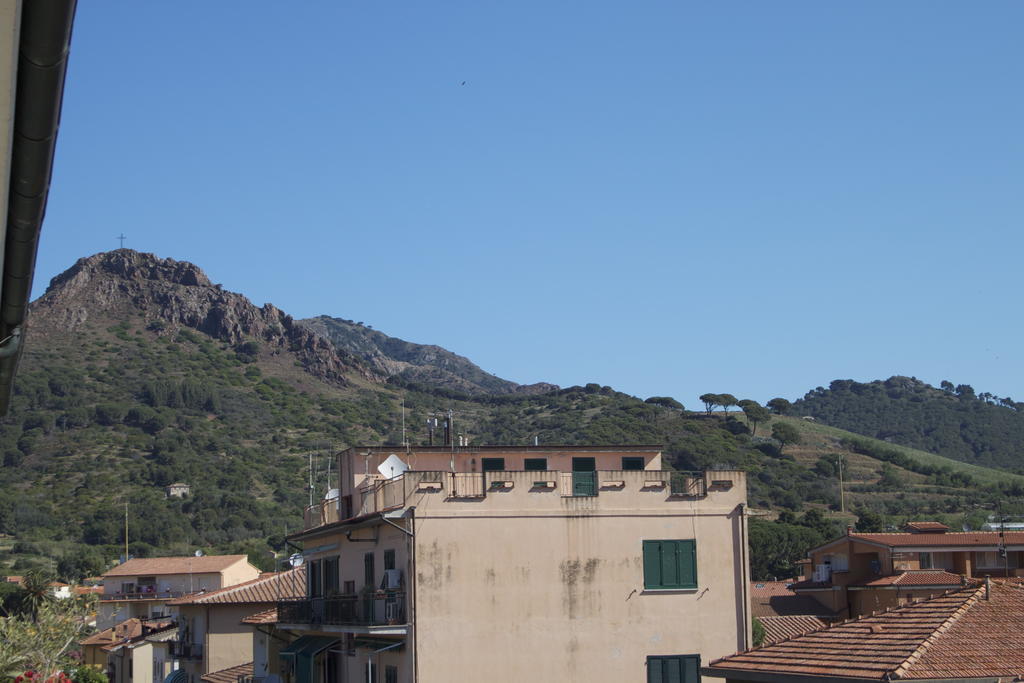 Affittacamere Vista Mare Porto Azzurro Exteriér fotografie