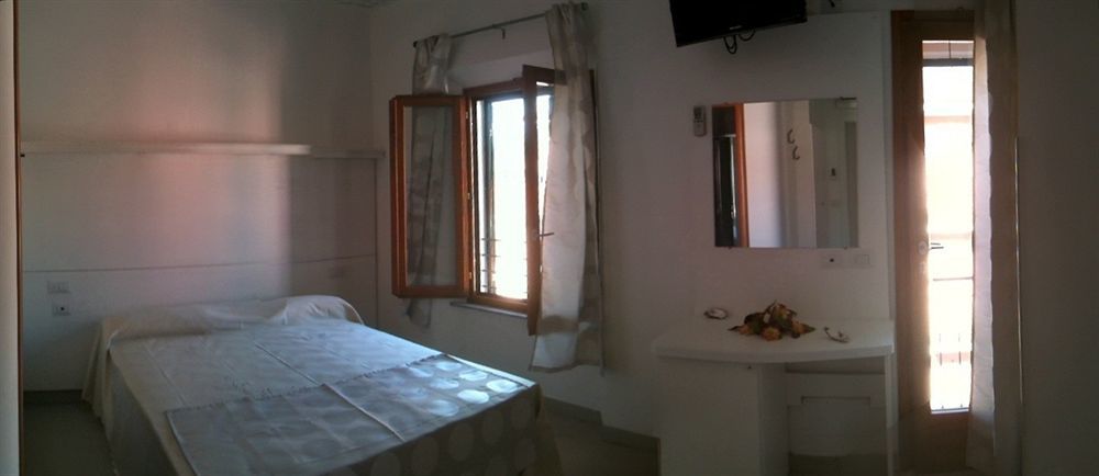 Affittacamere Vista Mare Porto Azzurro Exteriér fotografie