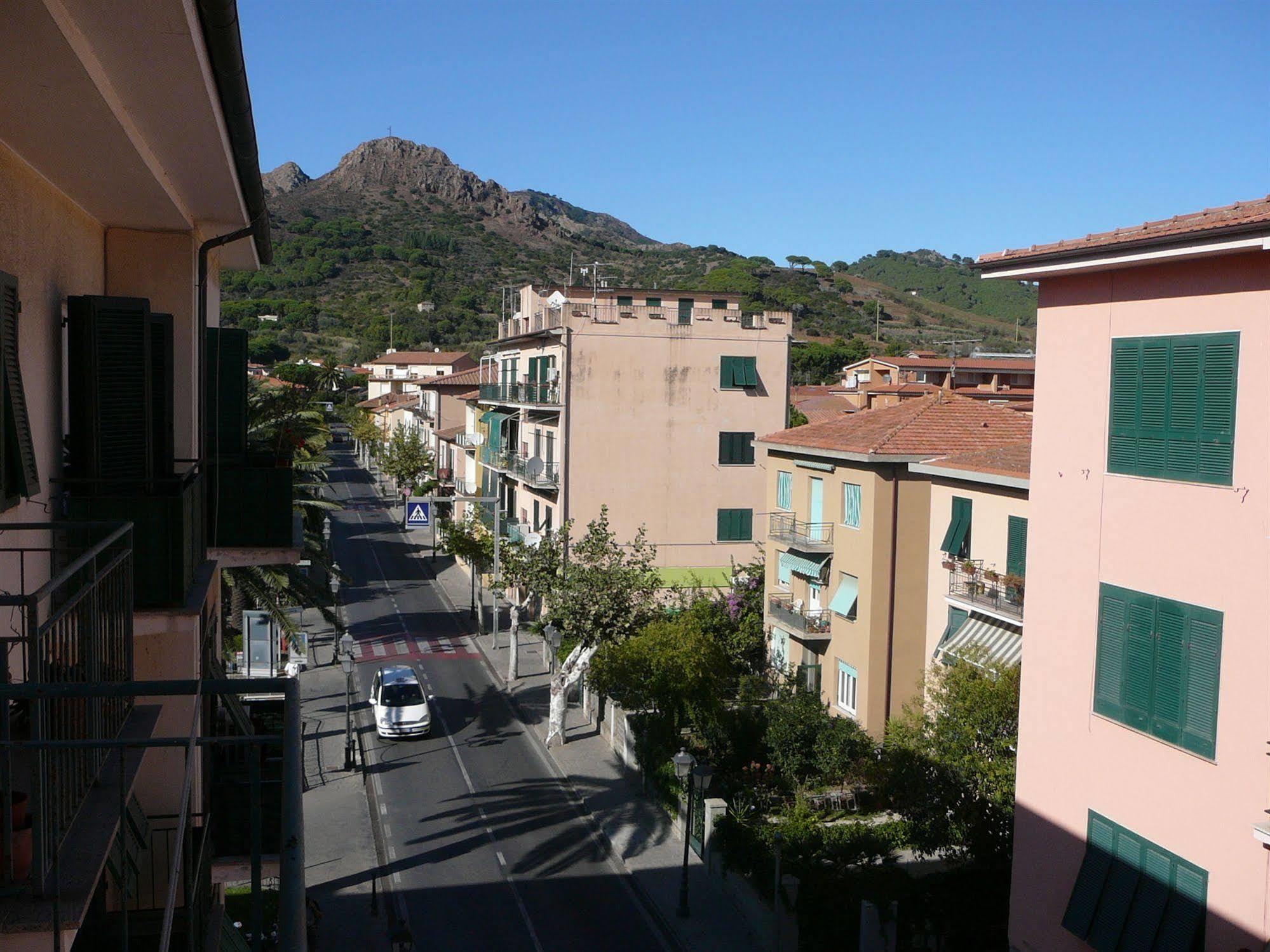 Affittacamere Vista Mare Porto Azzurro Exteriér fotografie